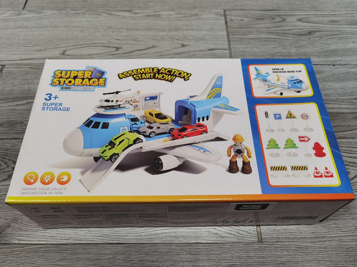 Toy Cars Set,Transport Cargo Airplane with 5 Mini Cars, 1 Helicopter,1 Engineer