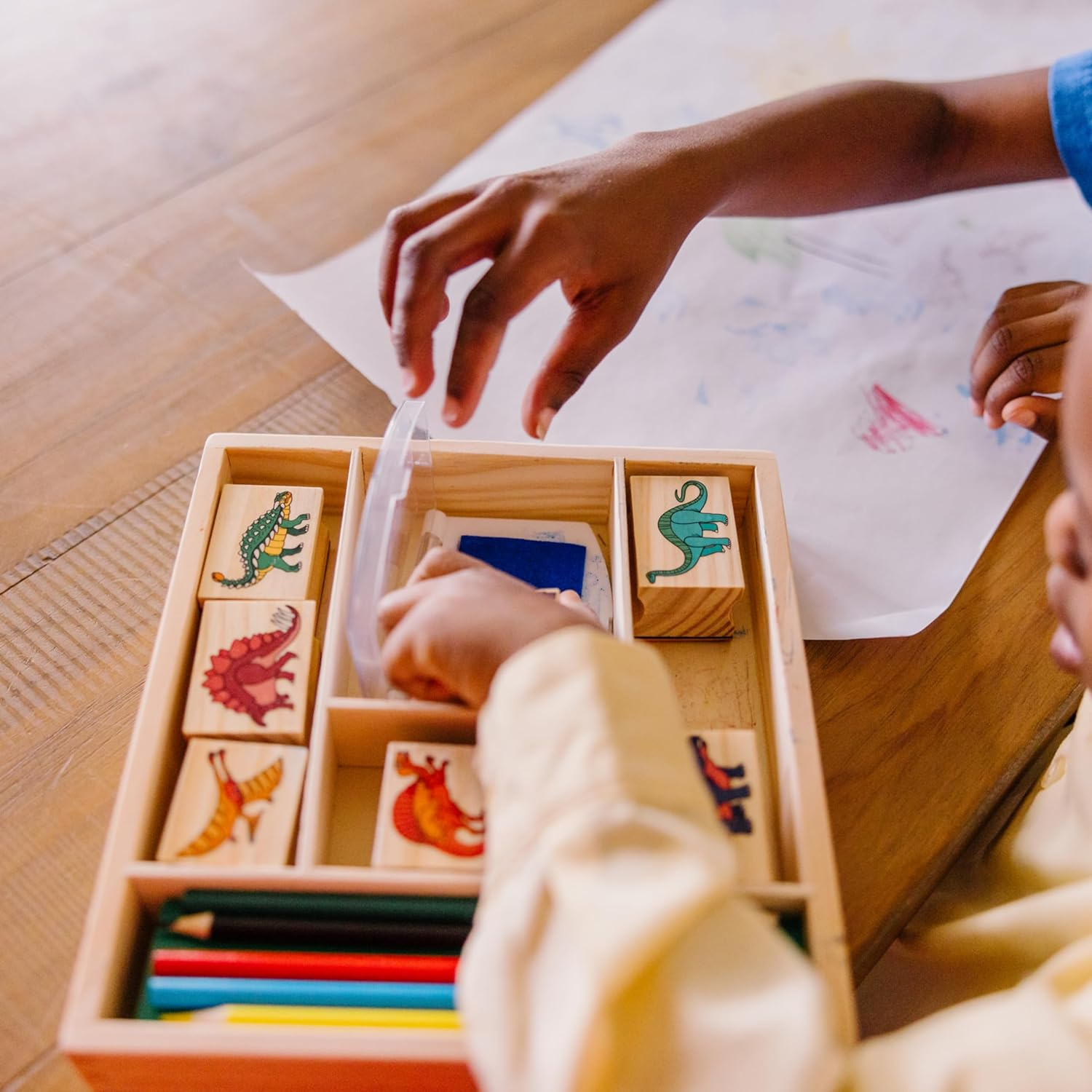 Dinosaur Stamp Set with Colouring Pencils for Children |Arts and Crafts for Kids